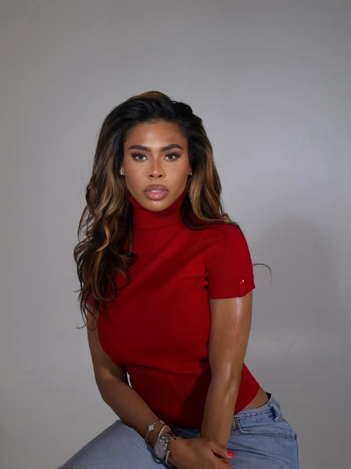Taylor Webster seated for her Forbes profile portrait